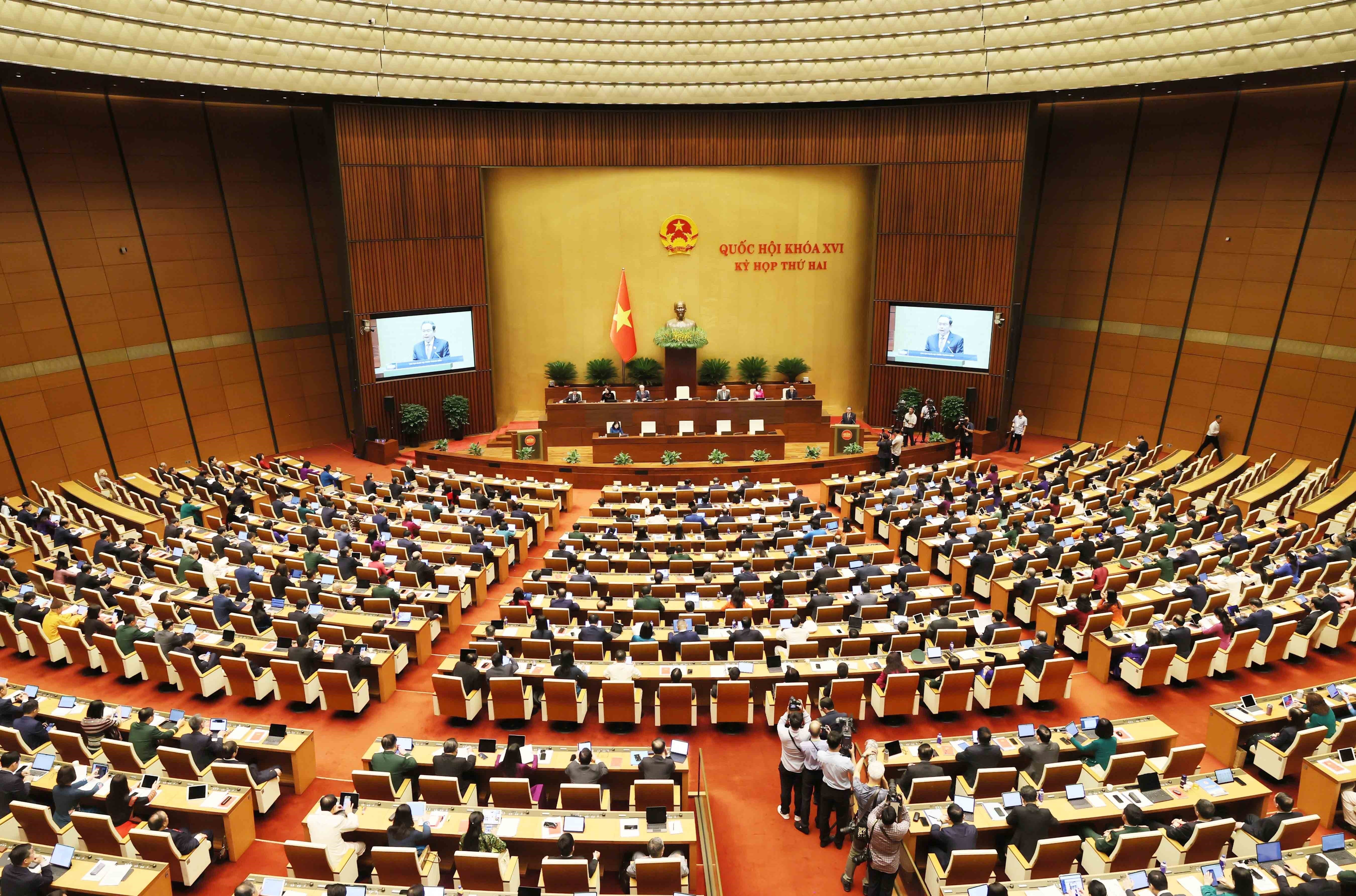 The opening sitting of the second session of the 16th National Assembly. (Photo: Duy Linh)
