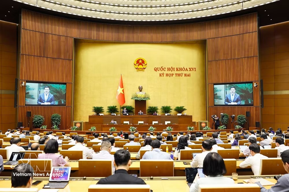 A plenary sitting of the 16th National Assembly’s second session on October 21 (Photo: VNA)